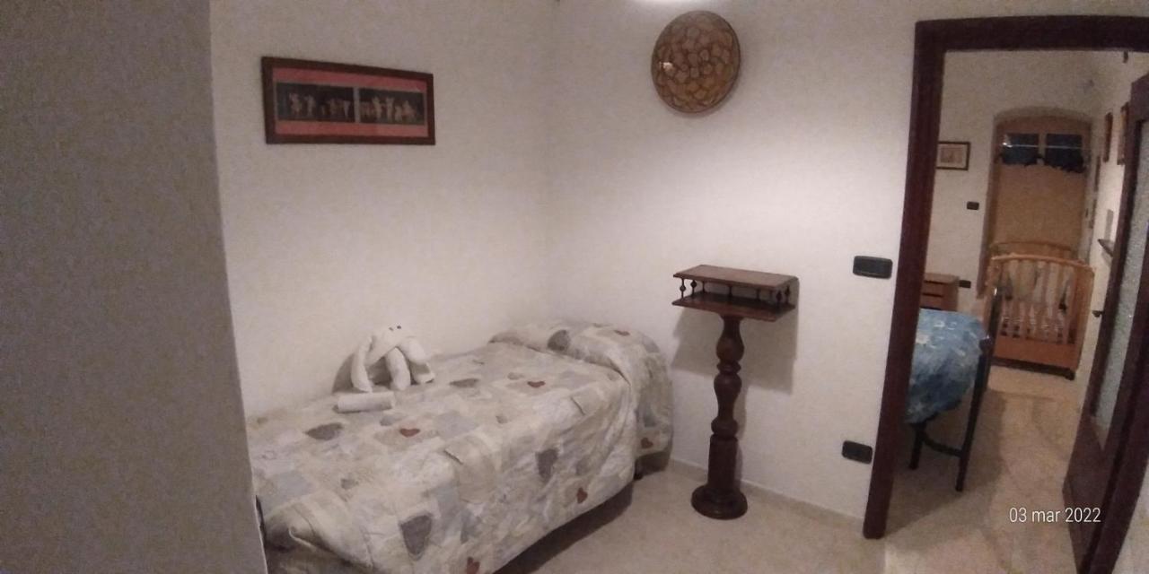 U' Caruggiu De Cisan Appartement Cisano sul Neva Buitenkant foto